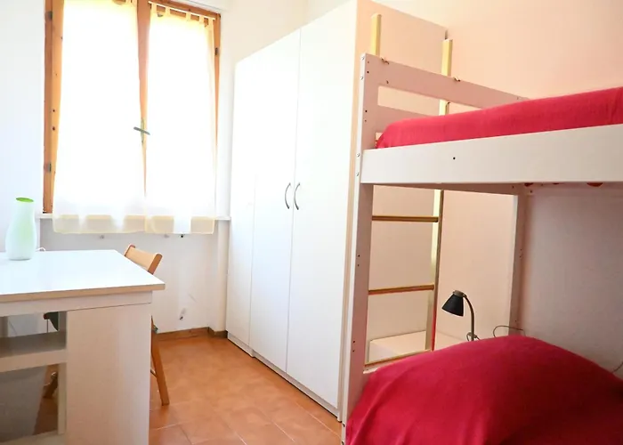 M433 - Marcelli, Spazioso Trilocale Con Giardino Marcelli