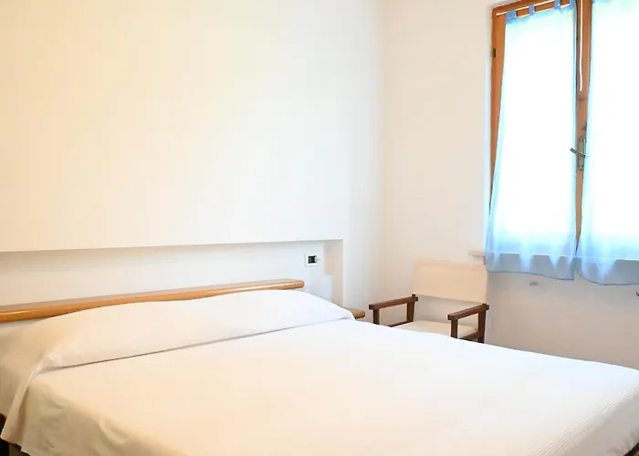 Apartment M433 - Marcelli, Spazioso Trilocale Con Giardino *