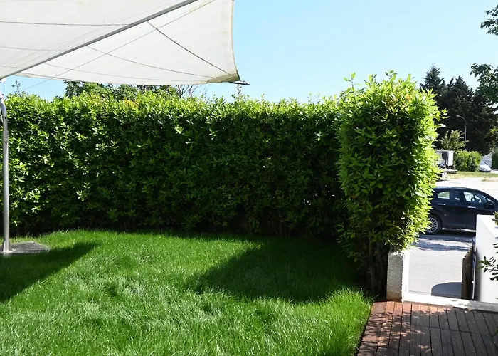 Apartment M433 - Marcelli, Spazioso Trilocale Con Giardino *