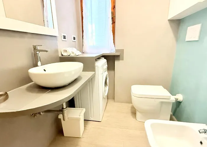 M433 - Marcelli, Spazioso Trilocale Con Giardino Apartment *